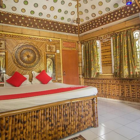 Hotel O 46691 Jaldapara Rhino Resort Madari Hat Екстер'єр фото
