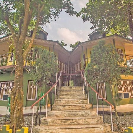 Hotel O 46691 Jaldapara Rhino Resort Madari Hat Екстер'єр фото