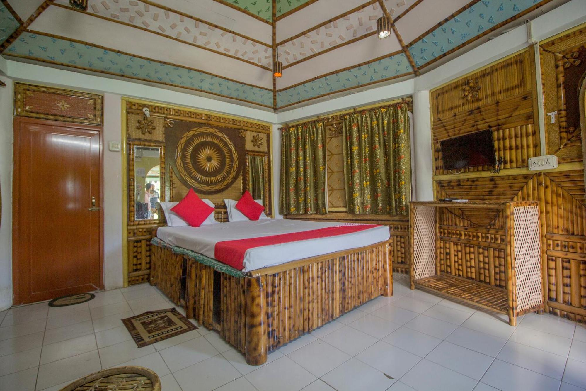 Hotel O 46691 Jaldapara Rhino Resort Madari Hat Екстер'єр фото